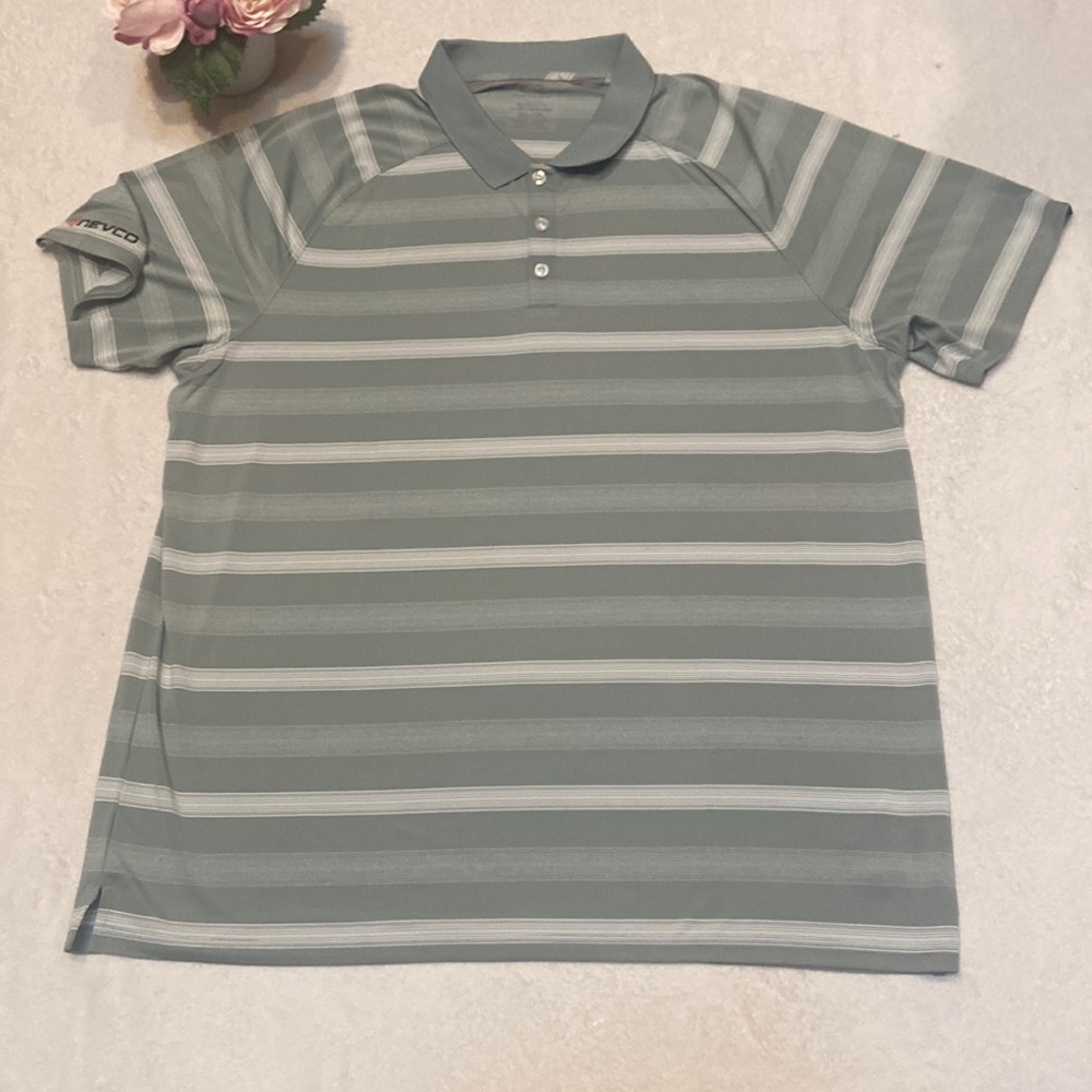 OAKLEY Size XXL NWOT 3 Button Short Sleeve Polo Shirt